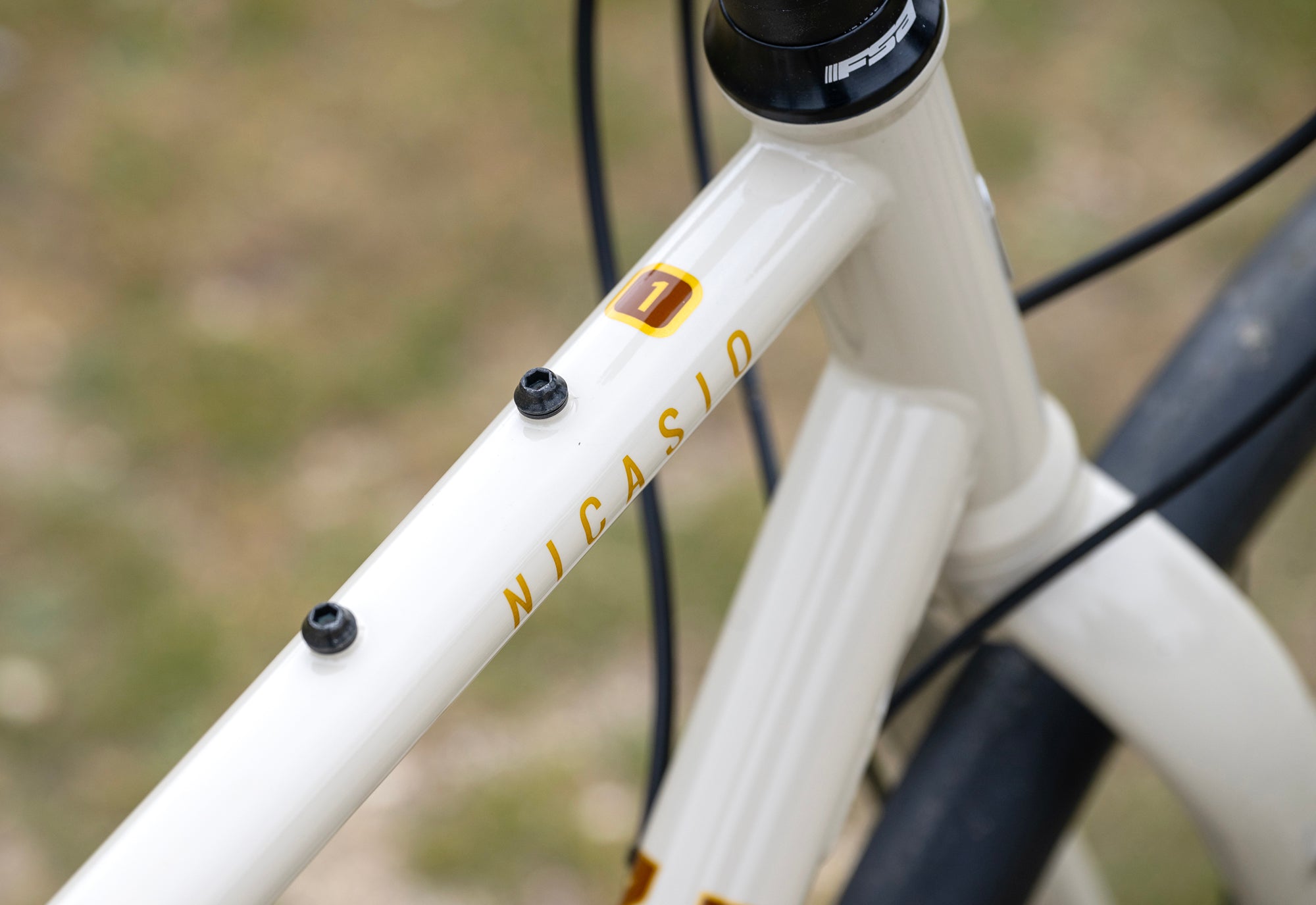 Marin Nicasio 1 top tube detail