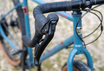 Marin Nicasio Plus brake and shifter detail