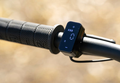 Marin Fairfax E handlebar controls detail