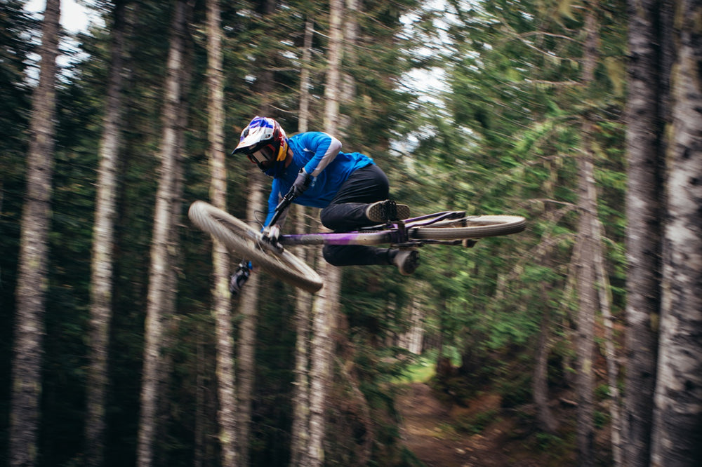 Matt Jones effortlessly pilots a marin quake through the air